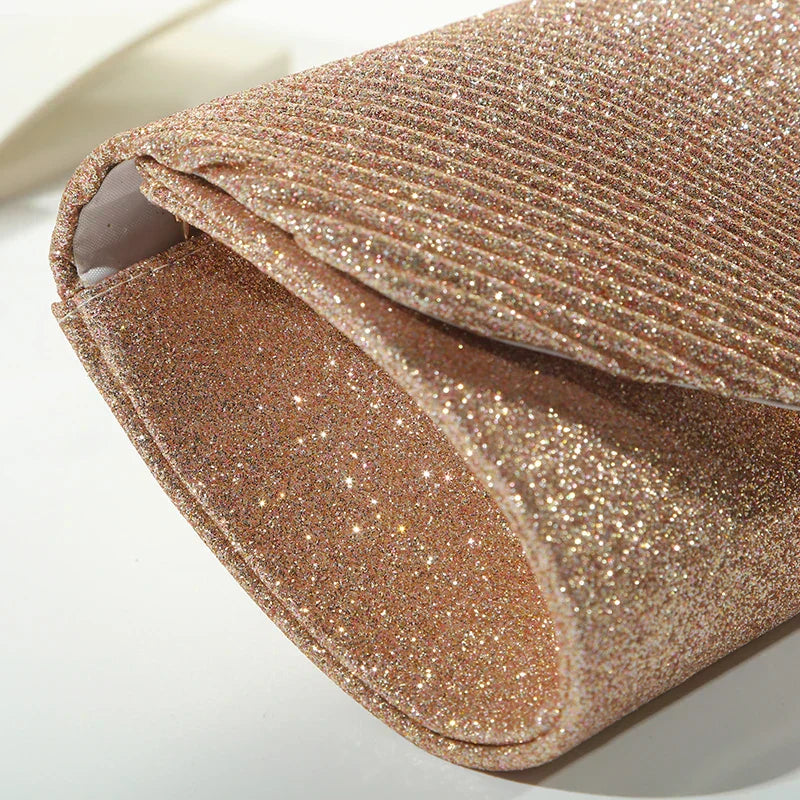 Licia | Glinsterende Avondclutch met Plisséstructuur