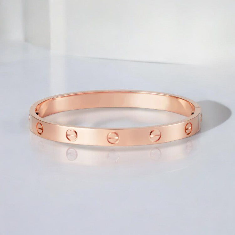 Classic Love Bracelet