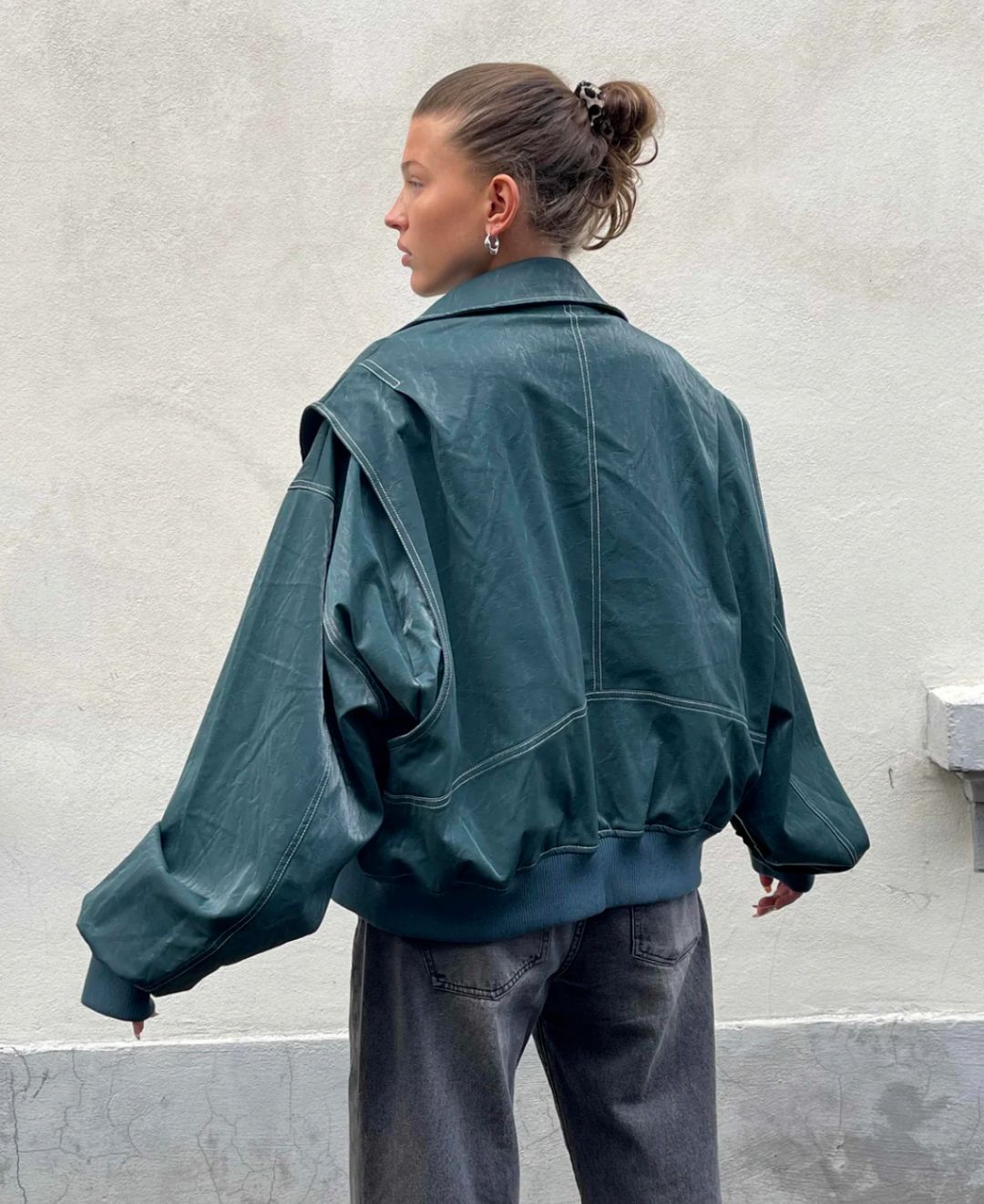 Livy | Oversized Streetstyle Jas met Contrasterende Stiksels